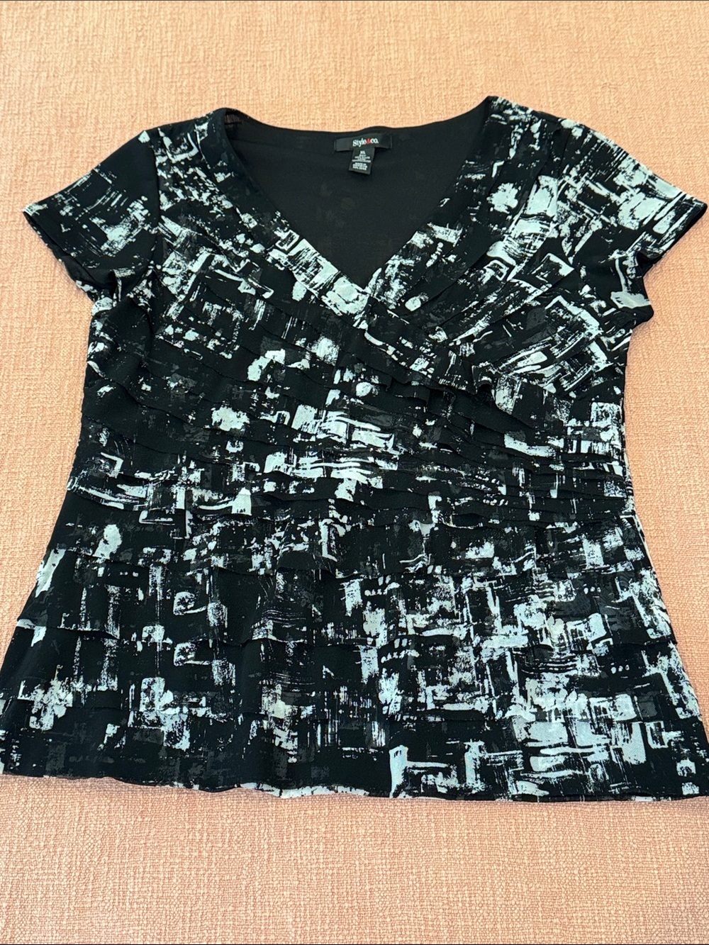 Style & Co. Black and White Abstract V-Neck Ruffled Top